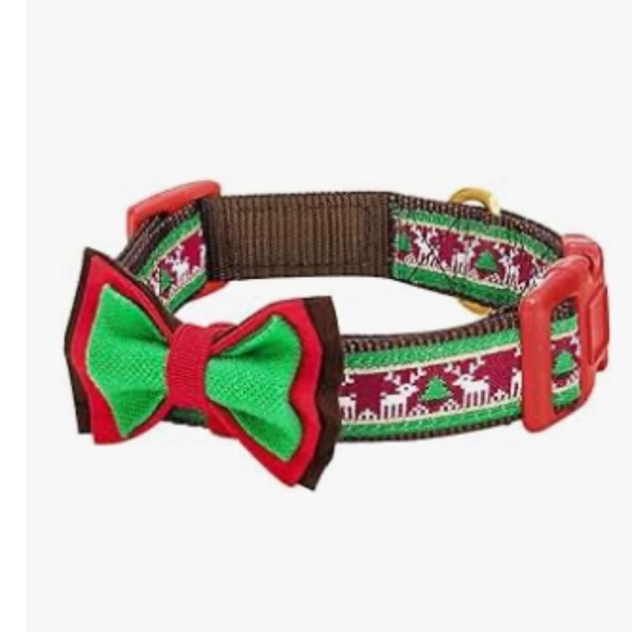 Blueberry Dog Fashion Christmas Dog Collar With Detachable Bow Tie